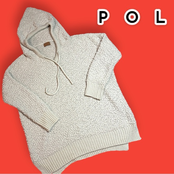 POL Sweaters - EUC POL Pullover Hooded Sweater in Light Cream. Size Small ❄️🧤